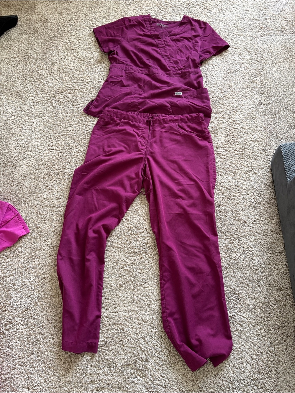 Greys anatomy by barco burgundy medium scrubs set